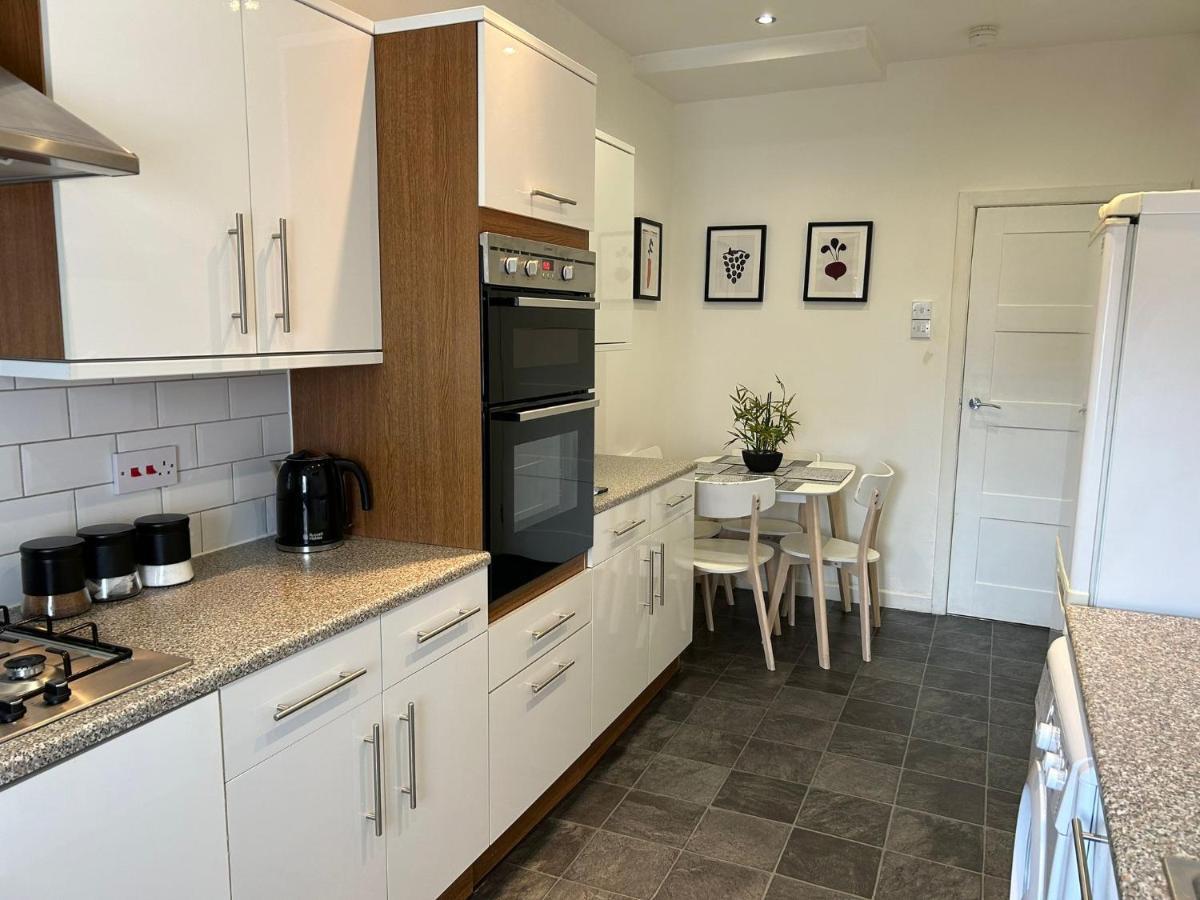 Poulton-le-Fylde Light And Spacious Highcross Apartment מראה חיצוני תמונה