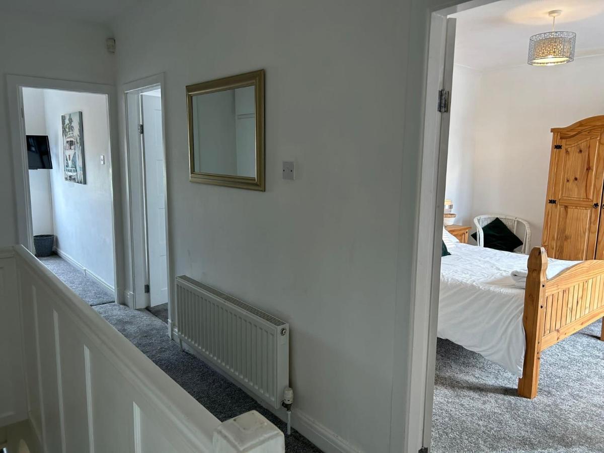 Poulton-le-Fylde Light And Spacious Highcross Apartment מראה חיצוני תמונה